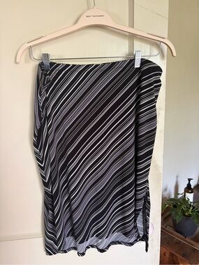 Black and White Diagonal Stripe Midi Skirt